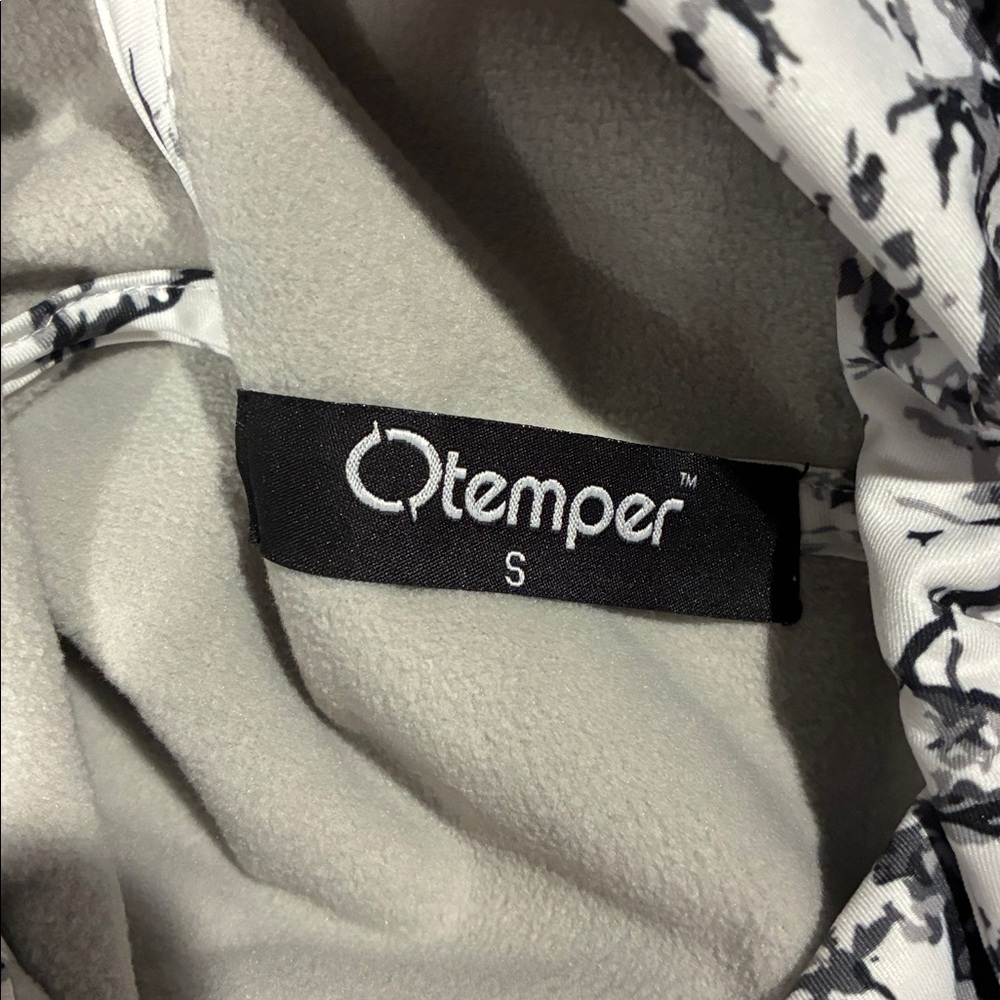New with tags Otemper pullover ski hoodie. White & Black Marble Print. Size S. - Picture 9 of 11